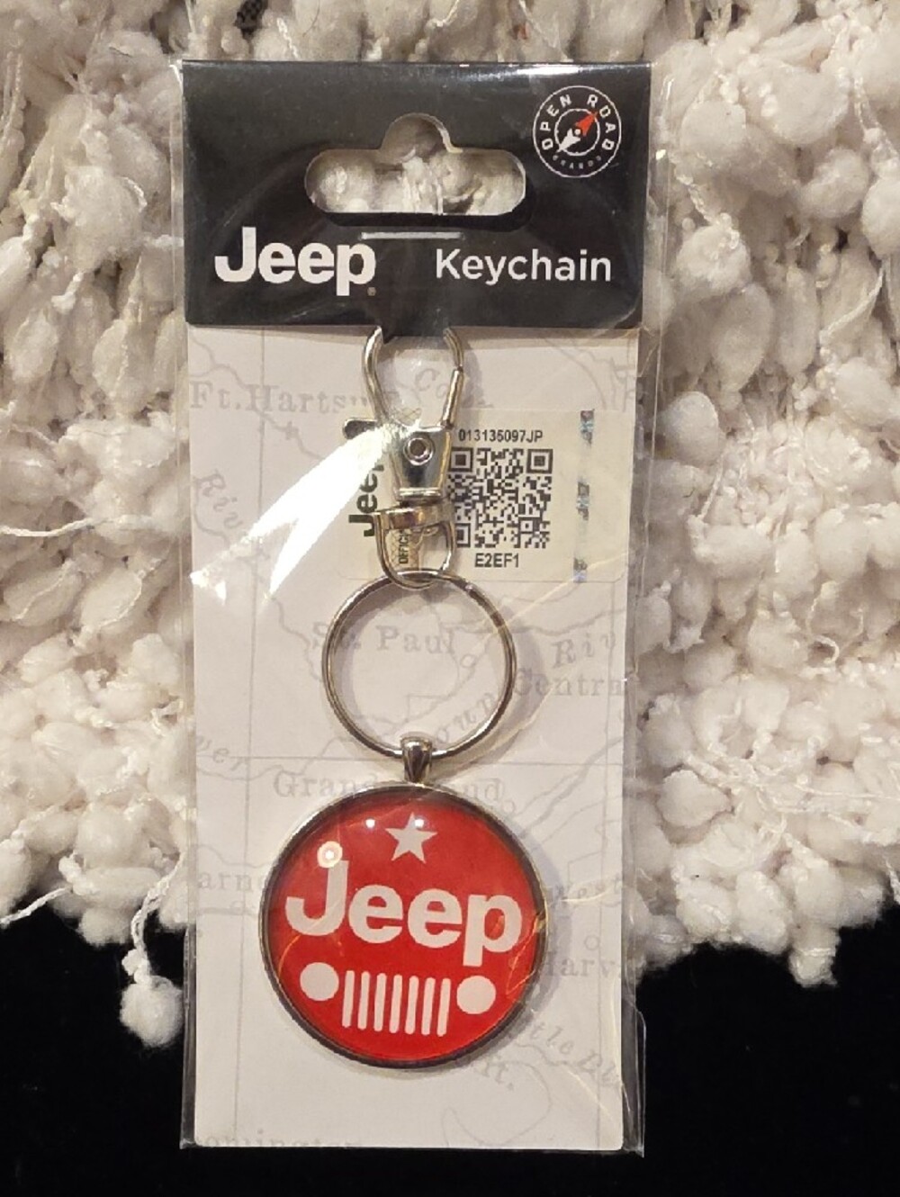 Jeep Red Logo Keychain with Silver Clip - Picture 9 of 9